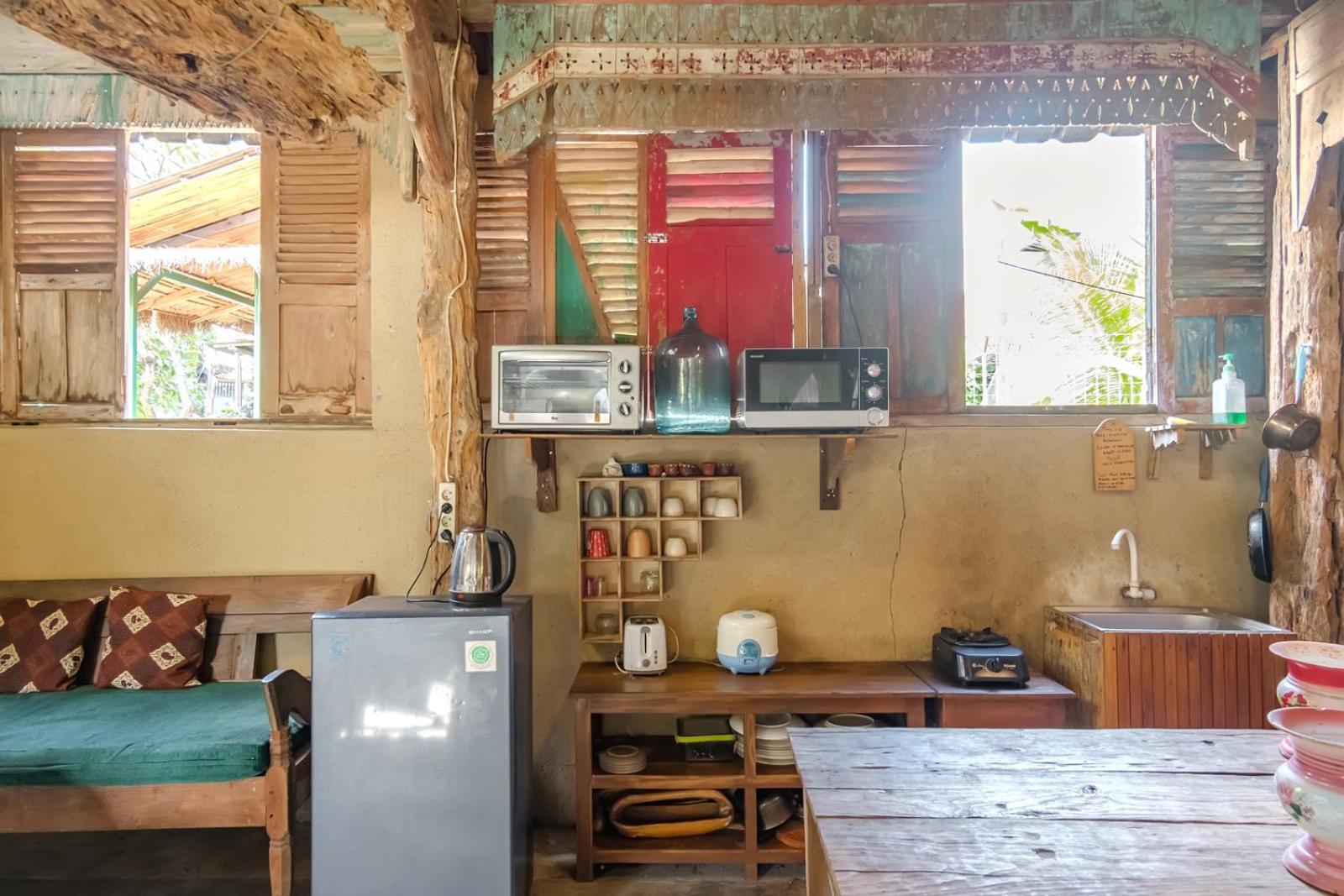 Twospaces Living At Wave And Chill House, Canggu Екстер'єр фото