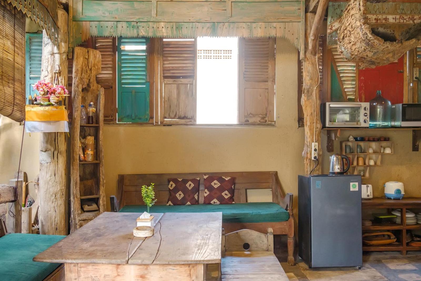 Twospaces Living At Wave And Chill House, Canggu Екстер'єр фото