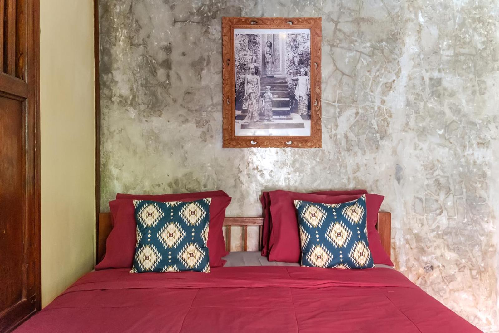 Twospaces Living At Wave And Chill House, Canggu Екстер'єр фото
